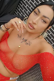 Saira 200 GBP per hour