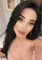 London Luiza 400GBP per hour
