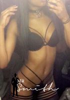 petite Eve escort